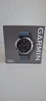 Garmin Fenix 5 Sportuhr mit Zubehör in OVP gebraucht