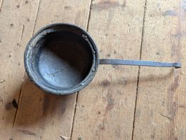 Antike Kupferpfanne mit Schmiedegriff
