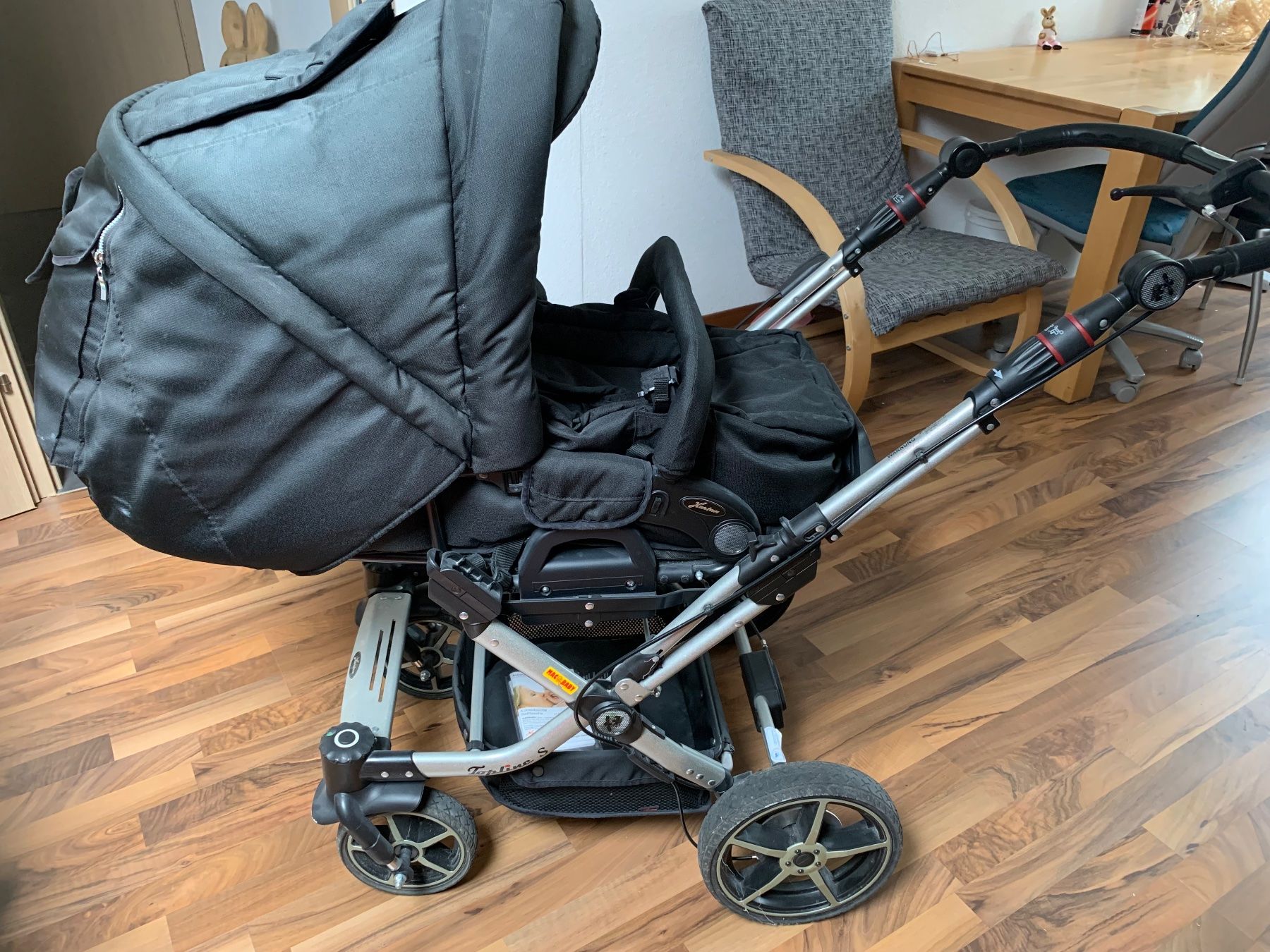Hartan Kinderwagen: Kinderwagen – Gebraucht aus Hergiswil LU von Roelli-Kurmann
