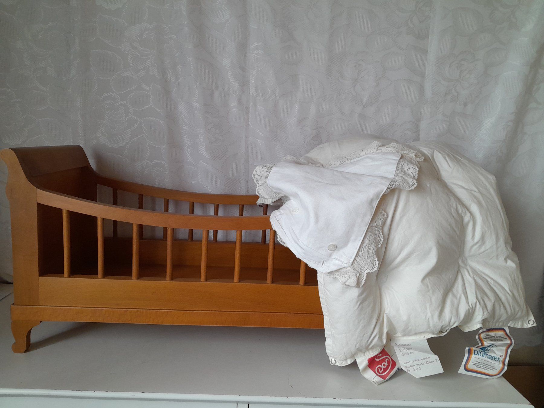 Betten: Appenzeller Kinderbett, Puppenbett, 1956 Buche massiv, 62 cm – Gebraucht aus Schwarzenbach SG von utschu09 3