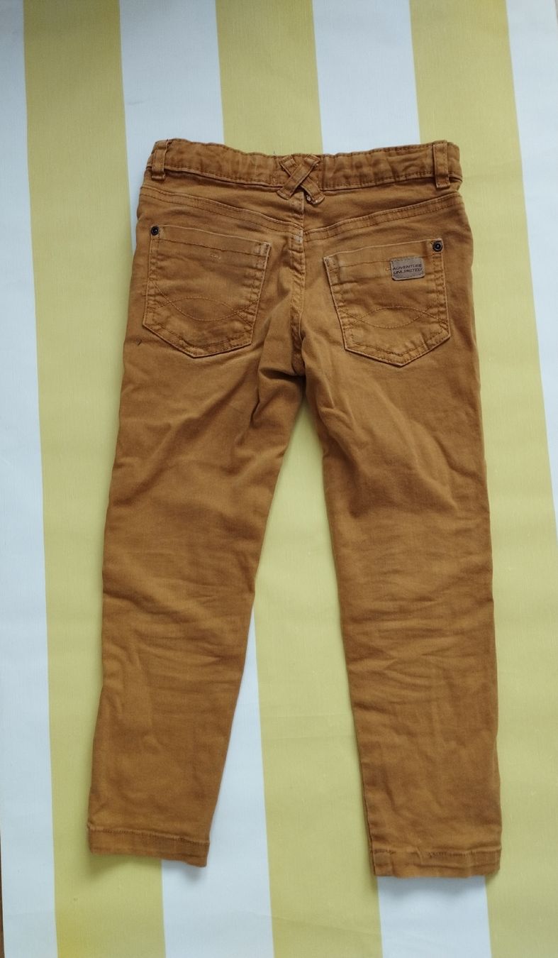 Pantaloni: Hosengröße 4/5 Jahre. – Usato da Widen venduto da isa_zz9b 1