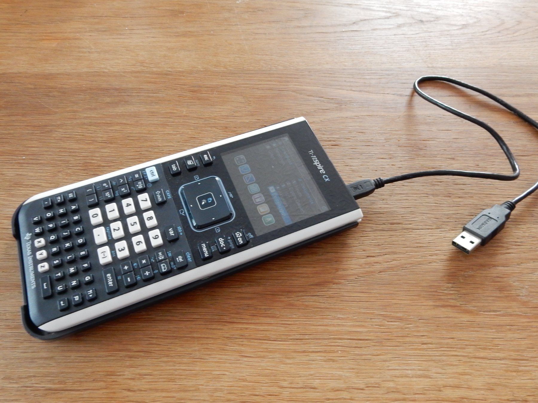 Texas Instruments Calculatrices: TI-nspire cx Texas Instruments – D'occasion à Balsthal par Subaru11 7
