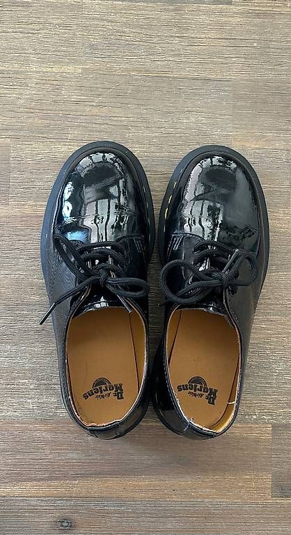 Dr. Martens Damenschuhe: Dr. Martens Oxford Shoes Gr. 37 – Gebraucht aus Basel von tsulih