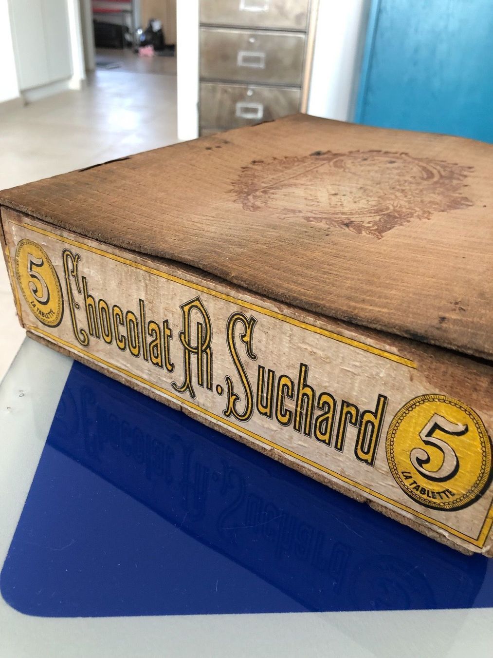 Suchard Barattoli: Suchard Ancienne boîte en bois – Usato da Thierrens venduto da Bigla
