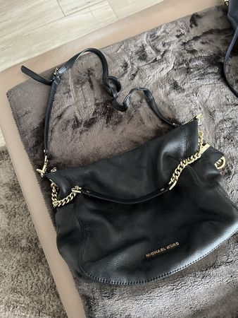 Schwarze Michael Kors Tasche, neuwertig, Top Zustand!