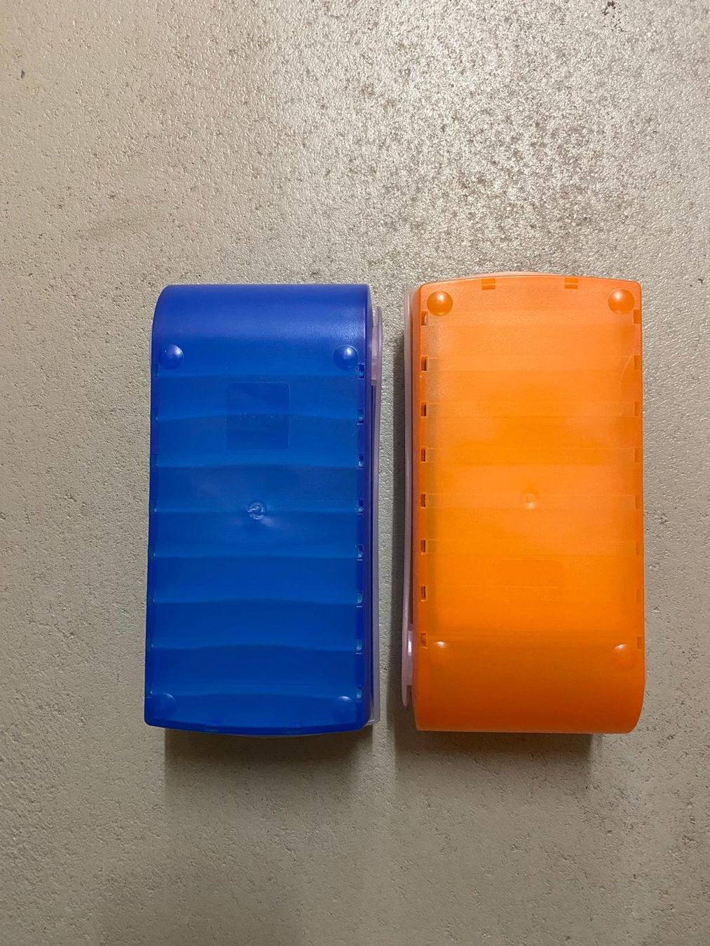 Behälter & Ähnliches: Kartenboxen Set Kunststoff blau orange gebraucht – Gebraucht aus Zürich von drummergirl98 2