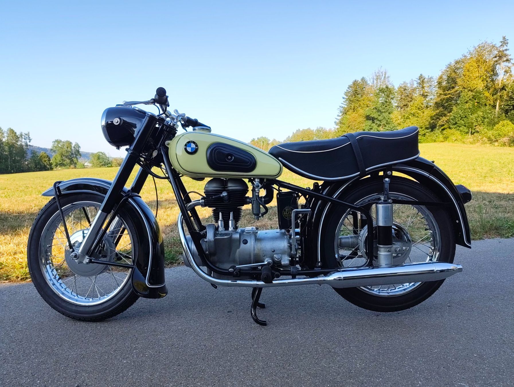 BMW Strada: Professionell restaurierte BMW R25/3 – Usato da Oberuzwil venduto da veloschmid