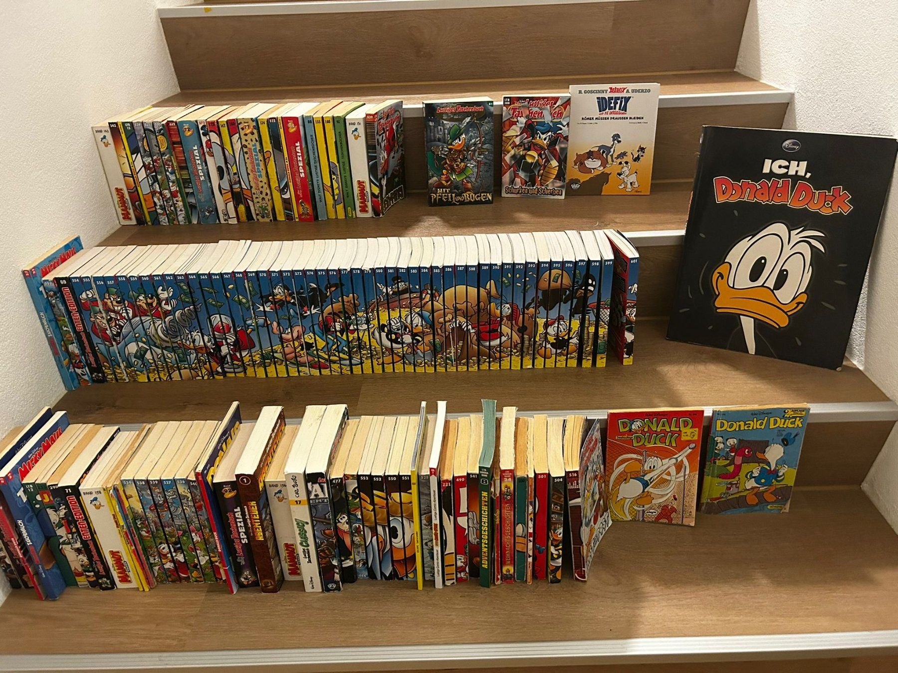 Fumetti: 137 Disney Comics Lustiges Taschenbuch - 9 eingeschweisst – Usato da Uitikon Waldegg venduto da wohnungvogelsang