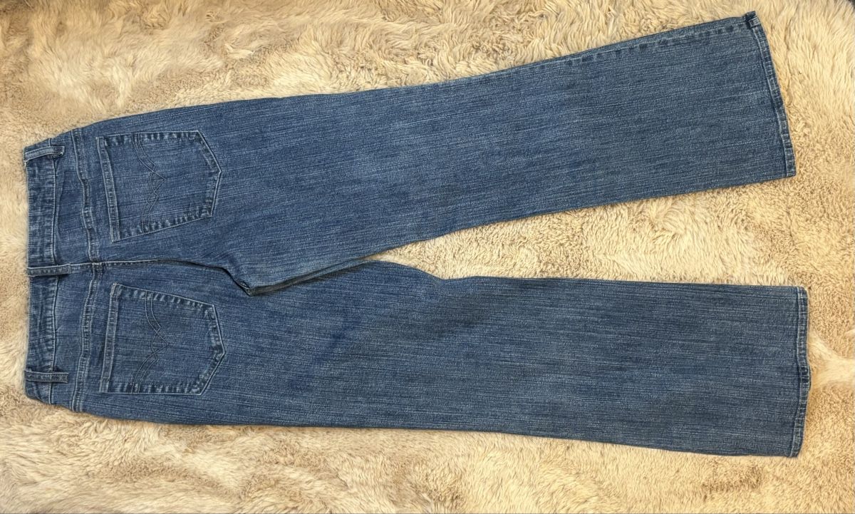 Jeans: Yessica, Jeans Flared – Nuovo (secondo la descrizione) da Thalwil venduto da cusps 1