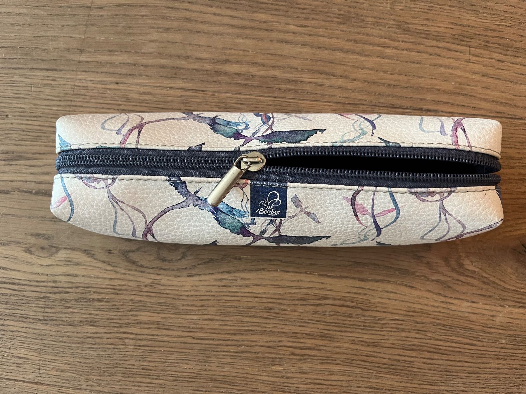 Plumiers: Etui bee-bee – D'occasion à Frauenfeld par Kasperli12 2