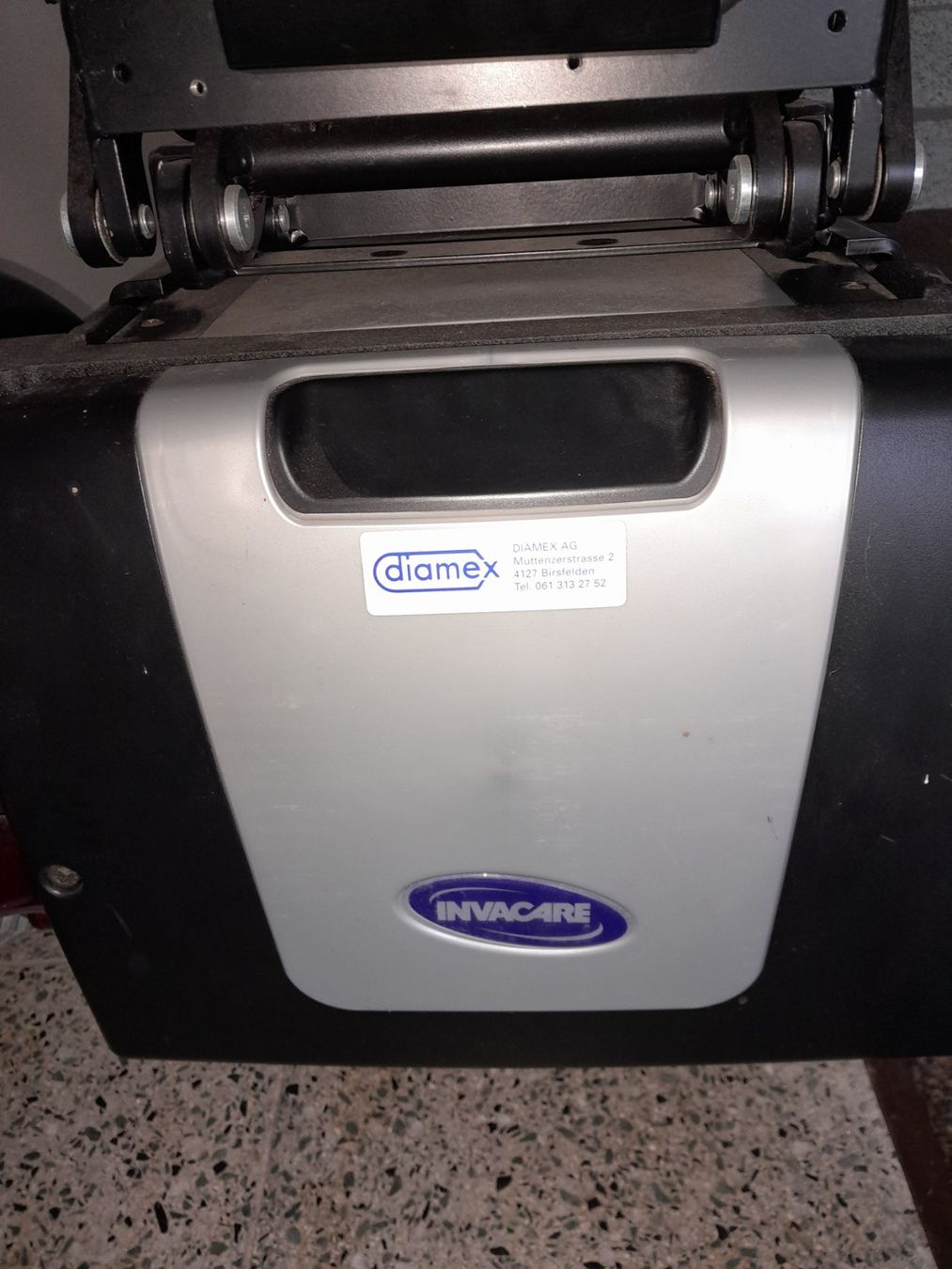 Sedie a rotelle: INVACARE  elektrischer Rollstuhl TDX – Usato da Berg TG venduto da Mercur12 3