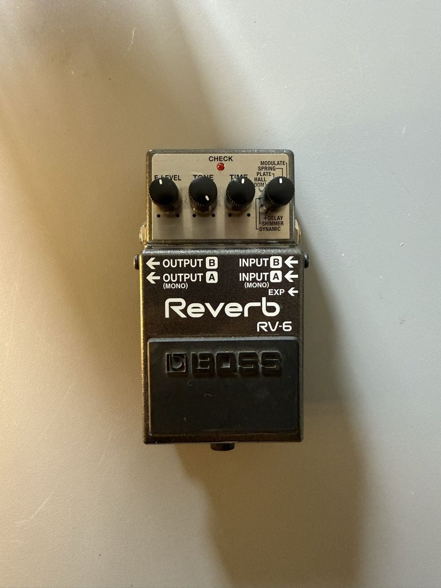 Boss Musikinstrumente: Boss Reverb RV-6 2015 – Gebraucht aus Oberneunforn von lwiesmann