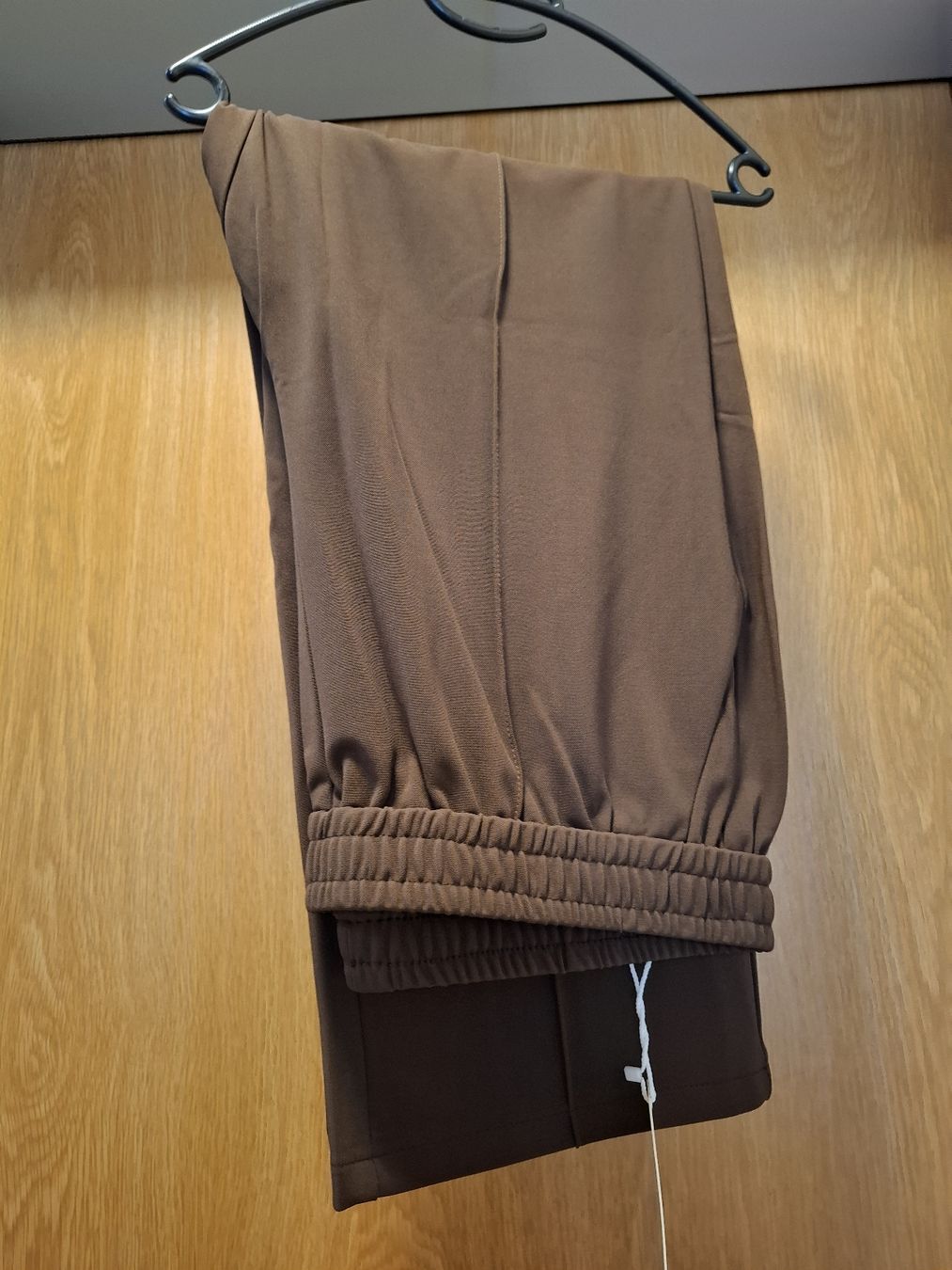 Hosen: Hose Grösse 3XL, Farbe Braun – Neu (gemäss Beschreibung) aus Lütisburg von amerika123