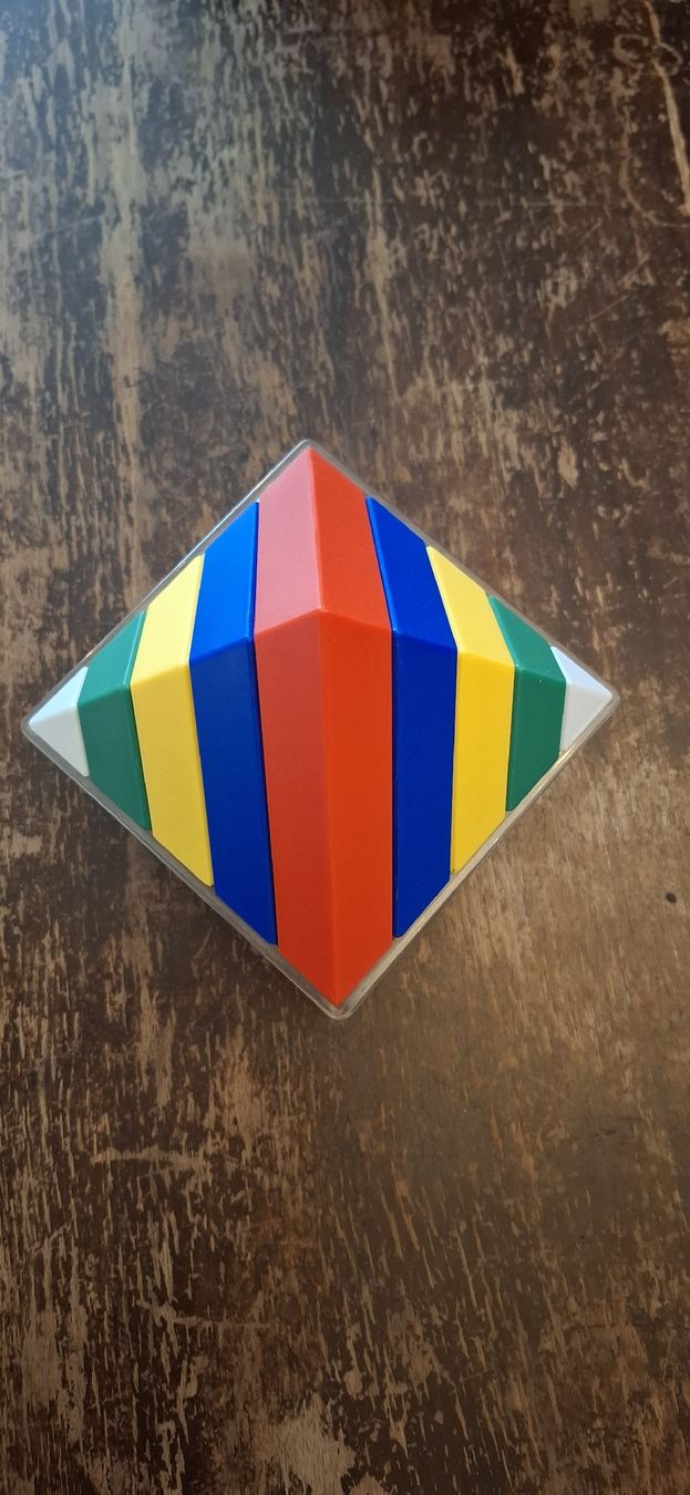 Giocattoli: Jeu / Jouet d'assemblage de triangles construction / logique – Usato da Lausanne venduto da GeoTrouvetou1952 1