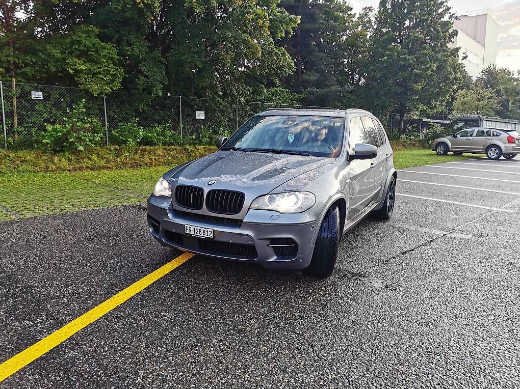 Automobili: BMW x5 m50d Jg 2012 Dez – Usato da Kerzers venduto da sha_8lkh