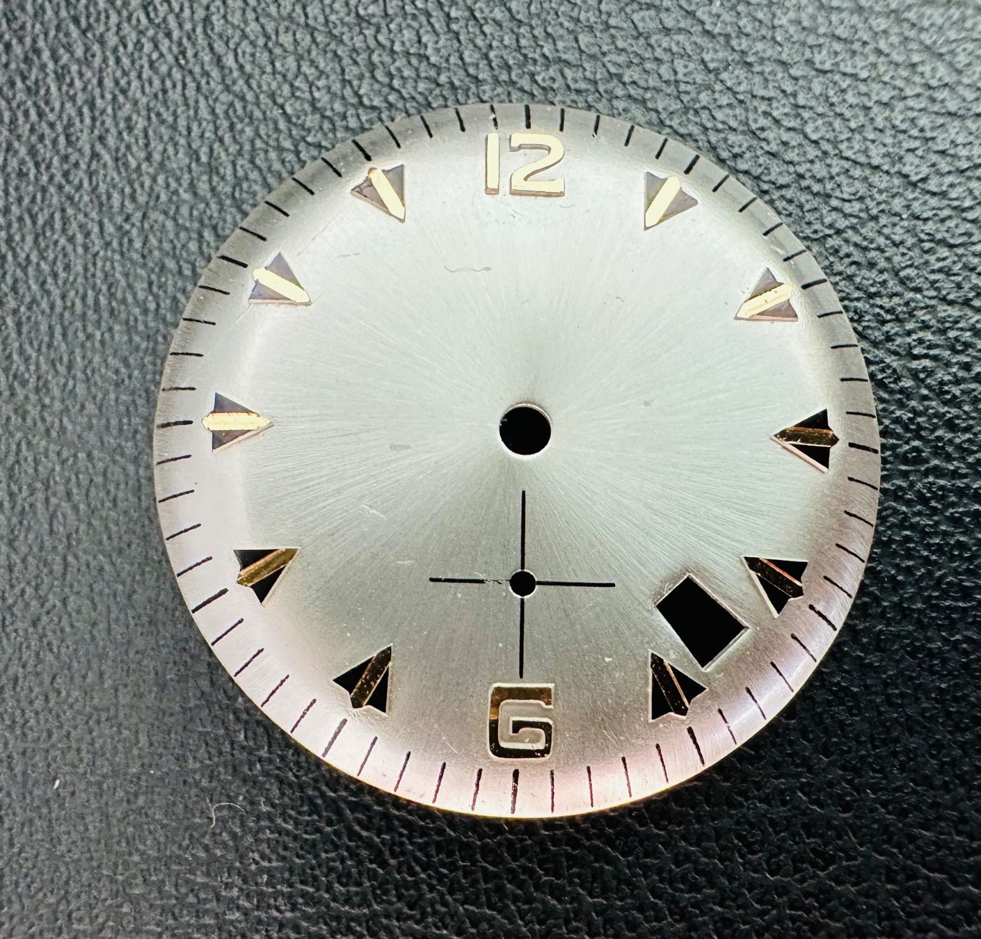 Swiss Montres: CADRAN 29.5 mm – D'occasion à Conthey par advisia