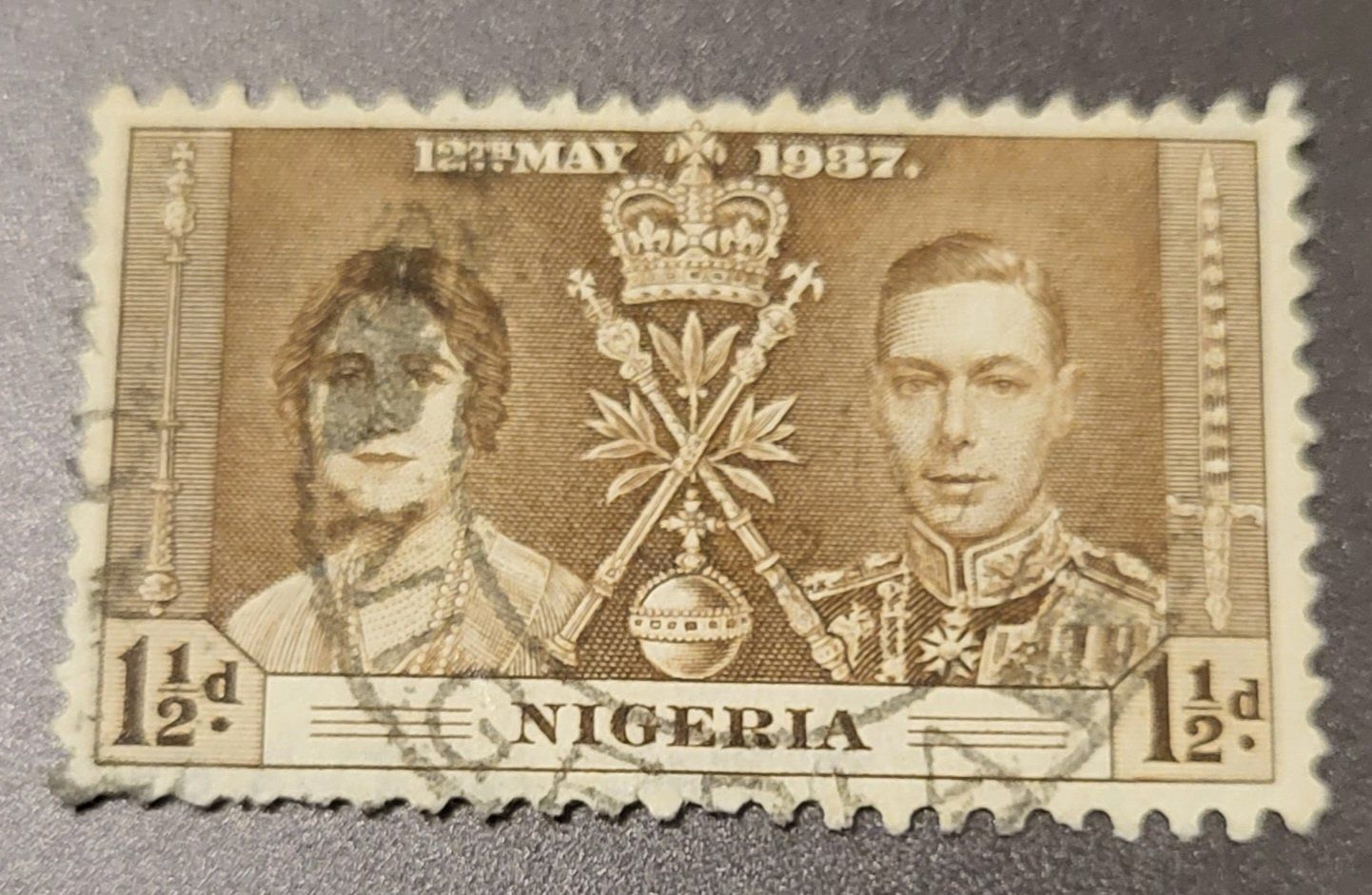 Tous les timbres: Nigeria 1937 alte briefmarke – D'occasion à St Gallen par Stampsalshobby