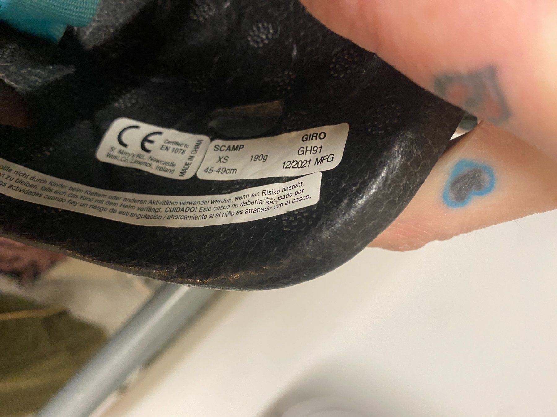 Giro Caschi: Giro Kinder Velohelm, Grösse XS, Blumenmuster – Usato da Rafz venduto da and_lxd8 3