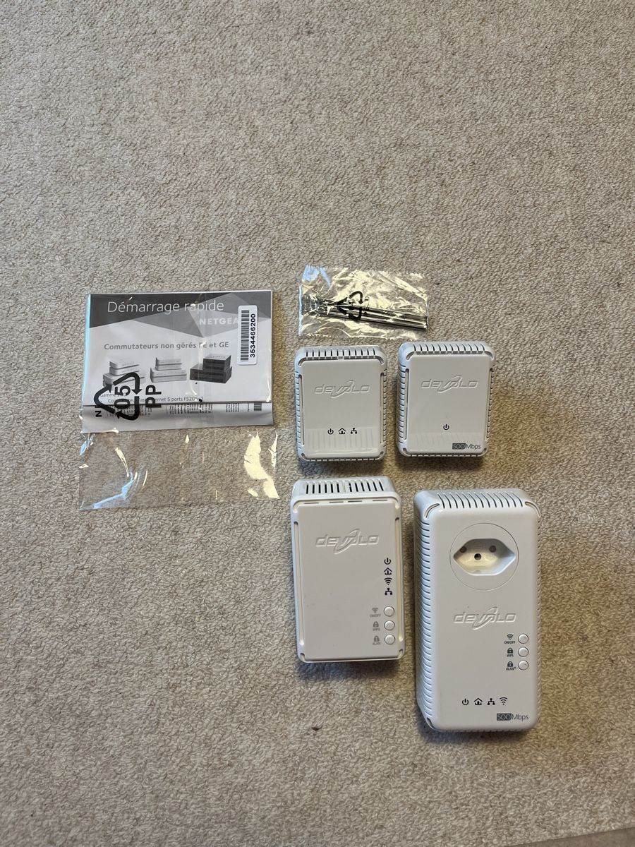 Devolo Laufwerke & Adapter: Devolo Powerline Adapter Set 500 Mbit/s – Gebraucht aus Abtwil SG von Doemiyoo