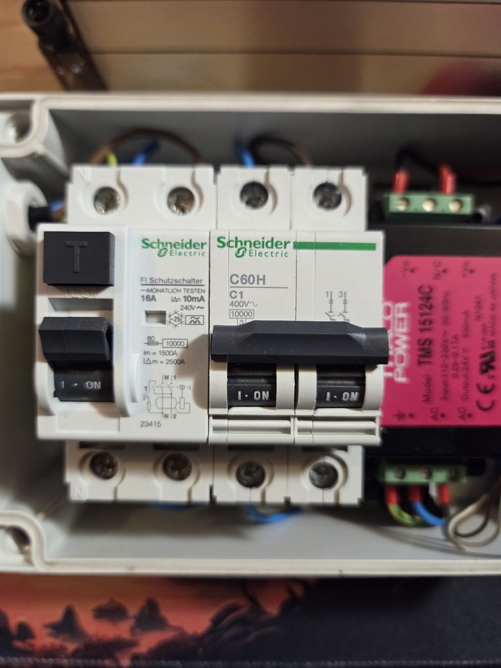 Alimentazione elettrica: Elektroverteiler – Usato da Pfäffikon ZH venduto da toolio 2