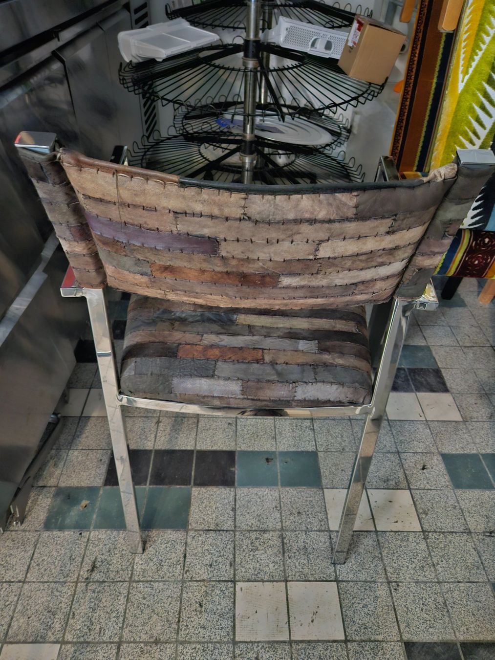 Chaises: Patchwork Leder Metall verchromt gebraucht – D'occasion à Wikon par Mr.Saxer 2