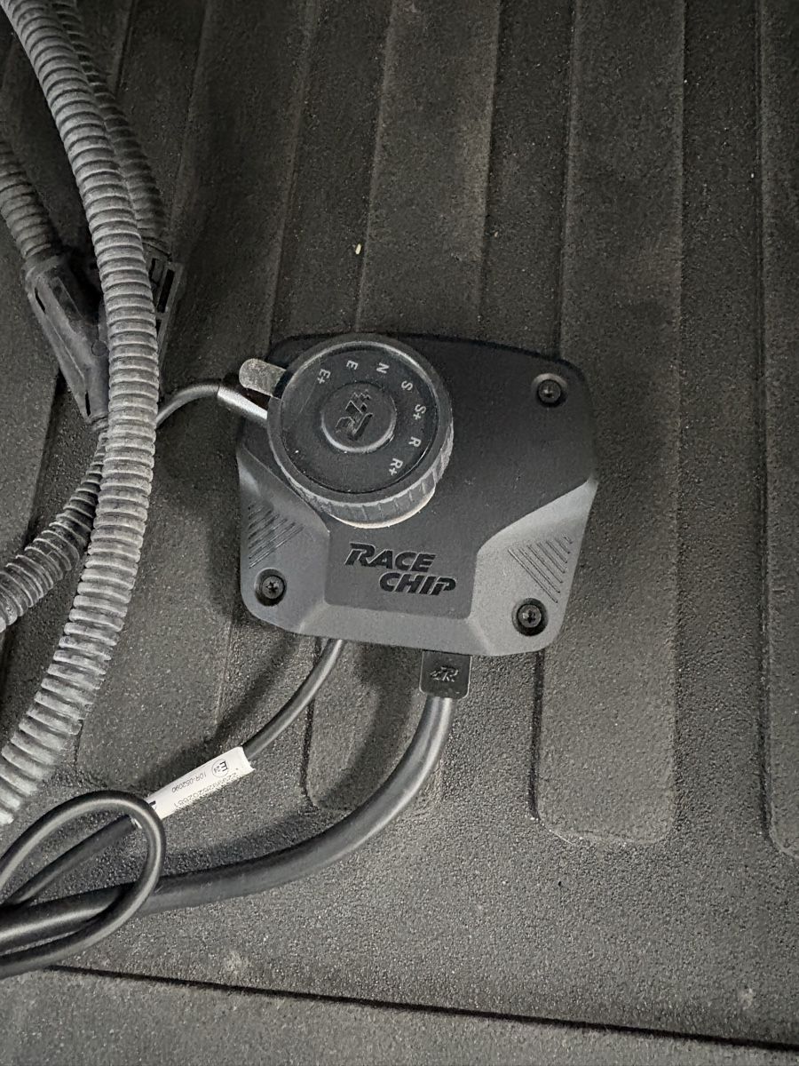 Volkswagen Alle Autoersatzteile: Race chip tuning und gaspedal VAG group – Gebraucht aus Flims-Waldhaus von josebastos 1