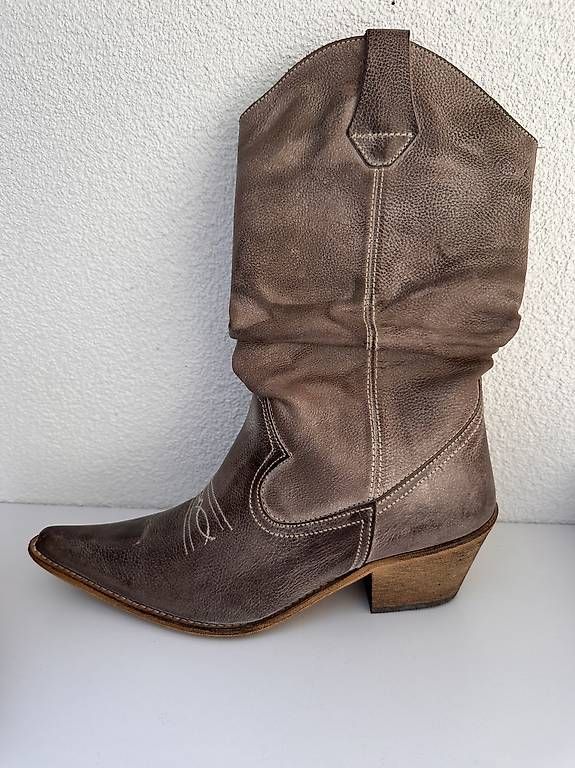 Damenschuhe: Felmini Boots Damen Gr 38 – Gebraucht aus Lampenberg von theodor58 1