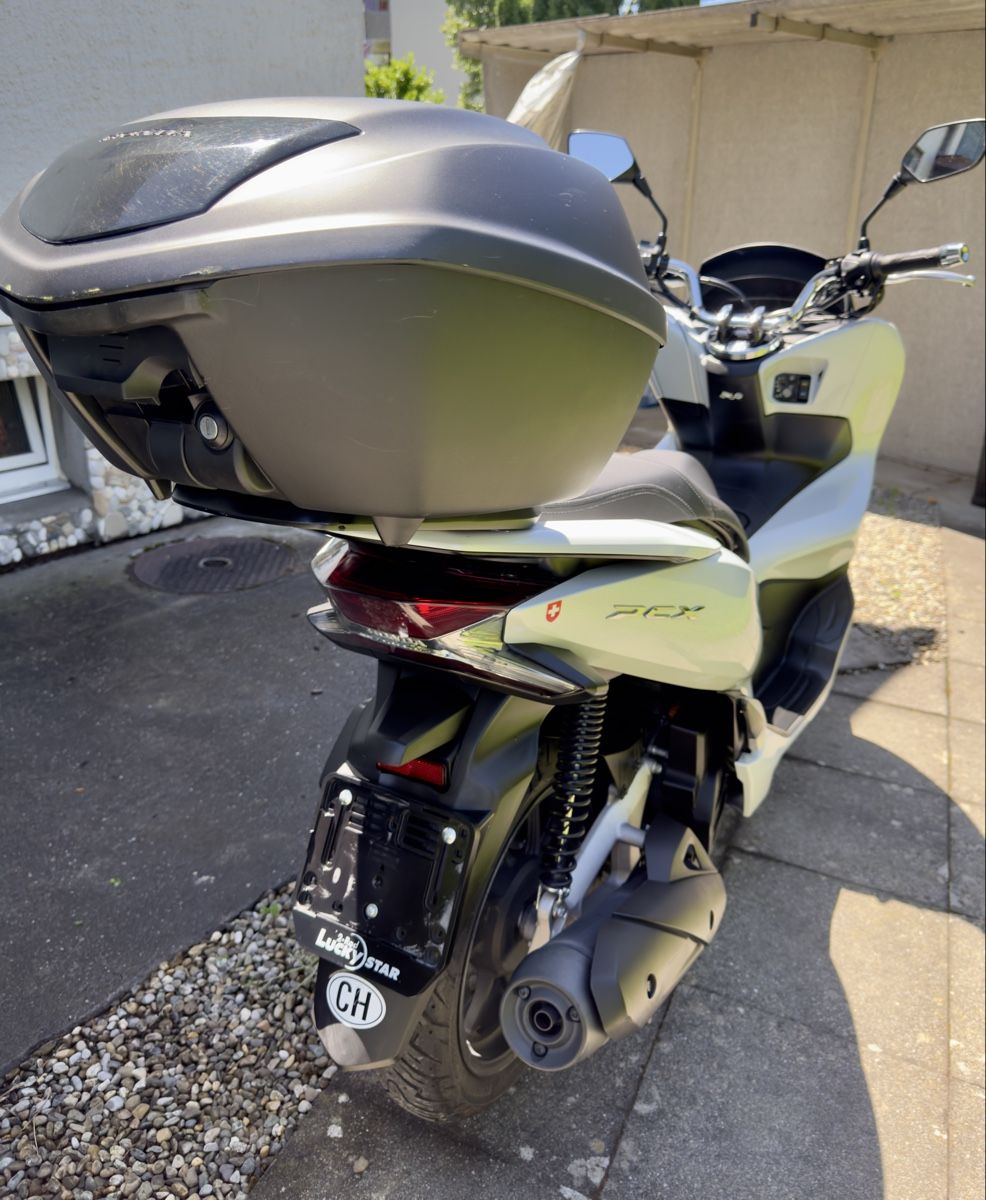 Honda Scooter: Honda PCX ABS 125cc Roller weiss, JG 2018 – Usato da Heerbrugg venduto da pluecki 7