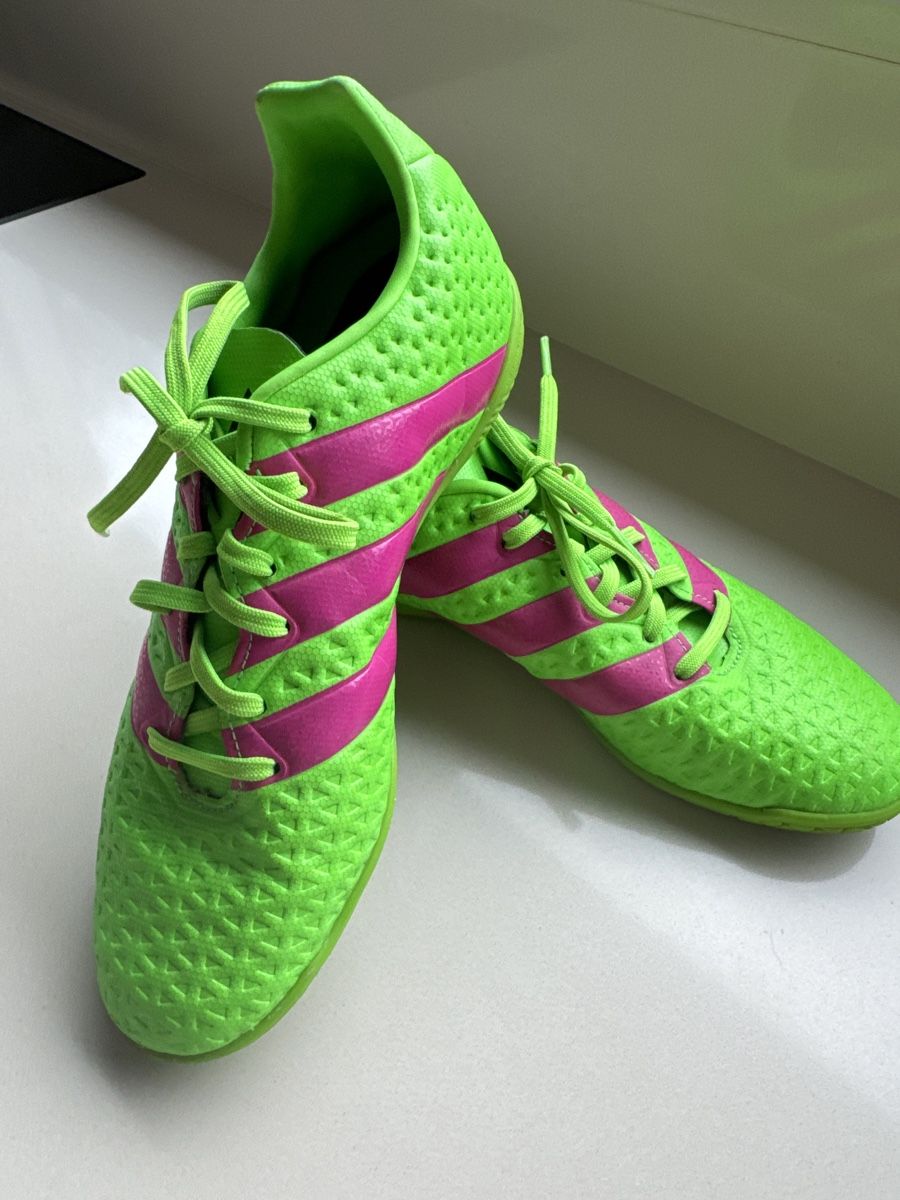 Scarpe da uomo: Adidas Gr.38 Adidas – Usato da Adligenswil venduto da goverla11