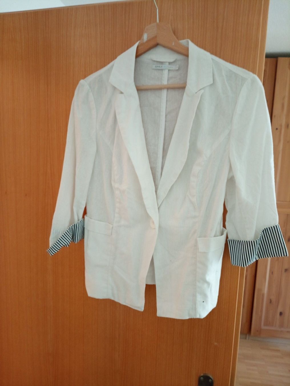 Only Giacche: Only Blazer Gr. 36/38 mit Leinen – Usato da Heerbrugg venduto da Krityu
