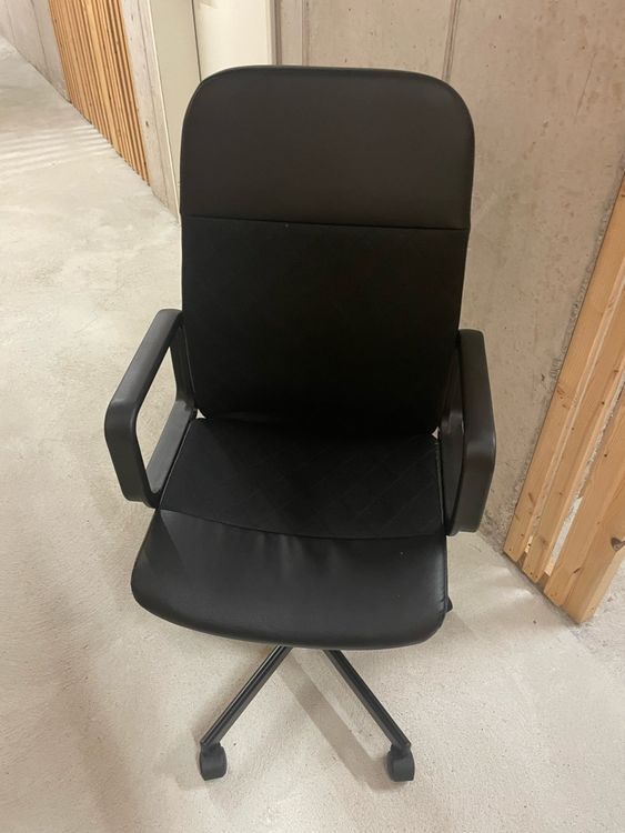 IKEA RENBERGET Swivel desk chair, Bomstad black Kaufen auf Ricardo