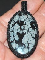 Anhänger L-7364– Schneeflocken Obsidian Makramee ca. 4x2,5cm