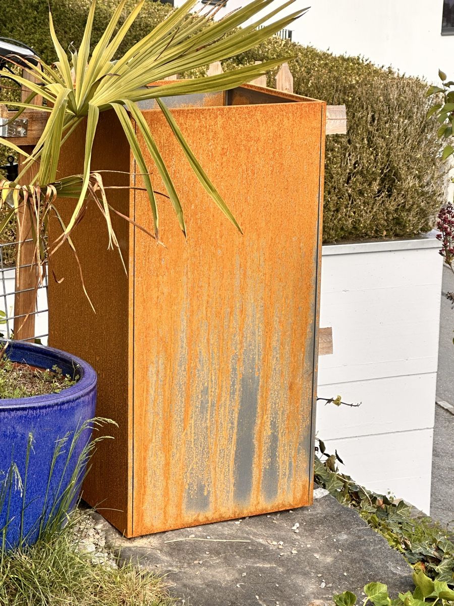 Vasi per fiori: Blumenkübel, rostig – Nuovo (secondo la descrizione) da Wilen (Sarnen) venduto da Gringgo82 2