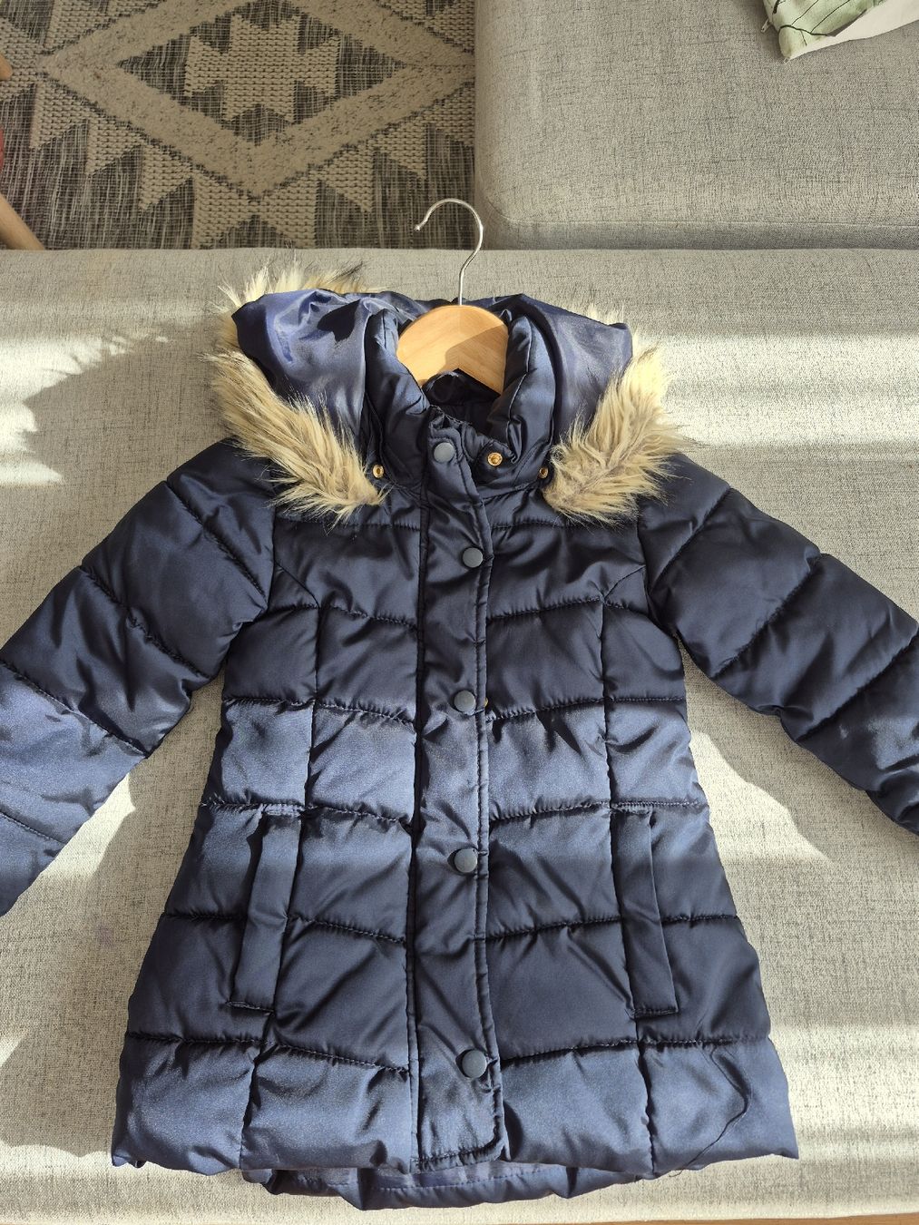 H&M Vestes & Manteaux: H&M Gr. 110  – D'occasion à Spiez par V.H.K. 1