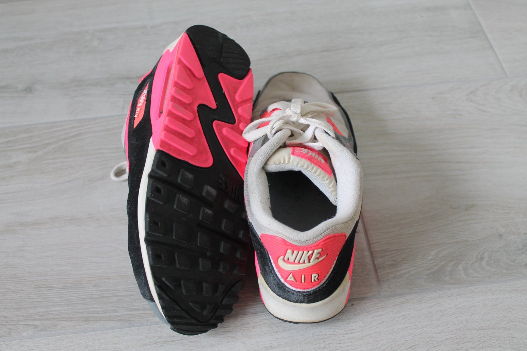 Nike Scarpe da donna: NIKE Air taille 38.5 – Usato da Chez-le-Bart venduto da jasse 3