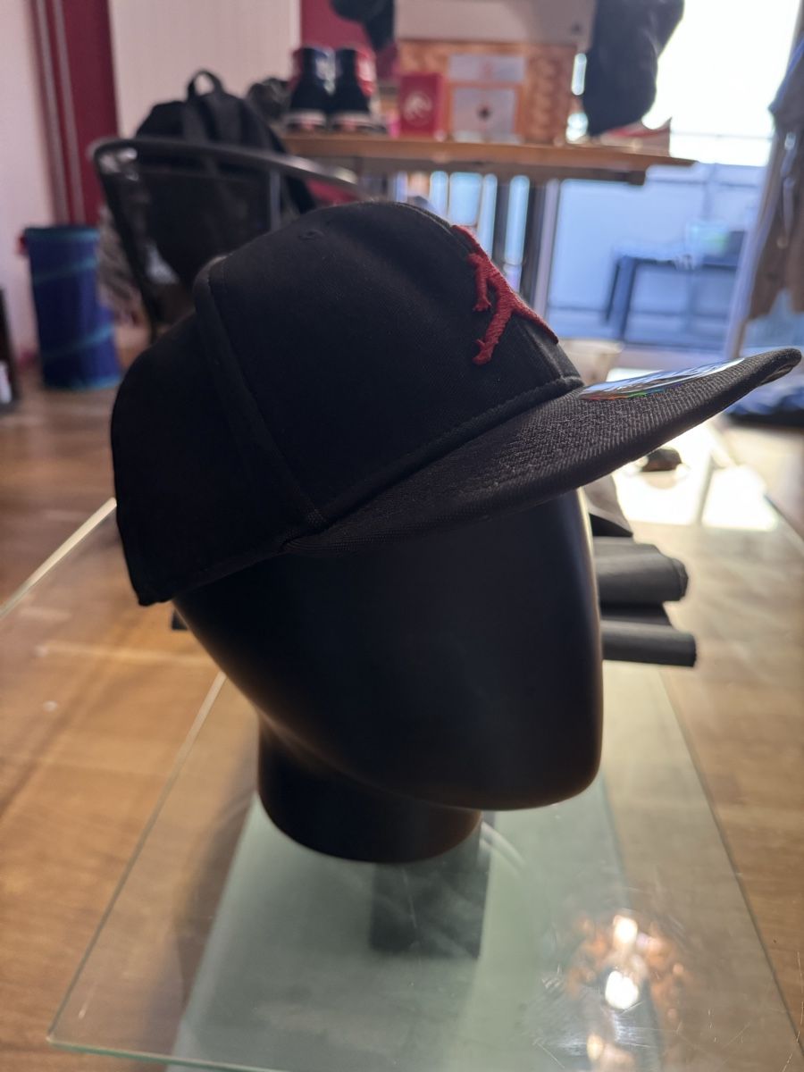 Jordan Copricapi, berretti & cappellini: Air Jordan Jumpman Cap – Usato da Schaffhausen venduto da LoyalOutsider 1