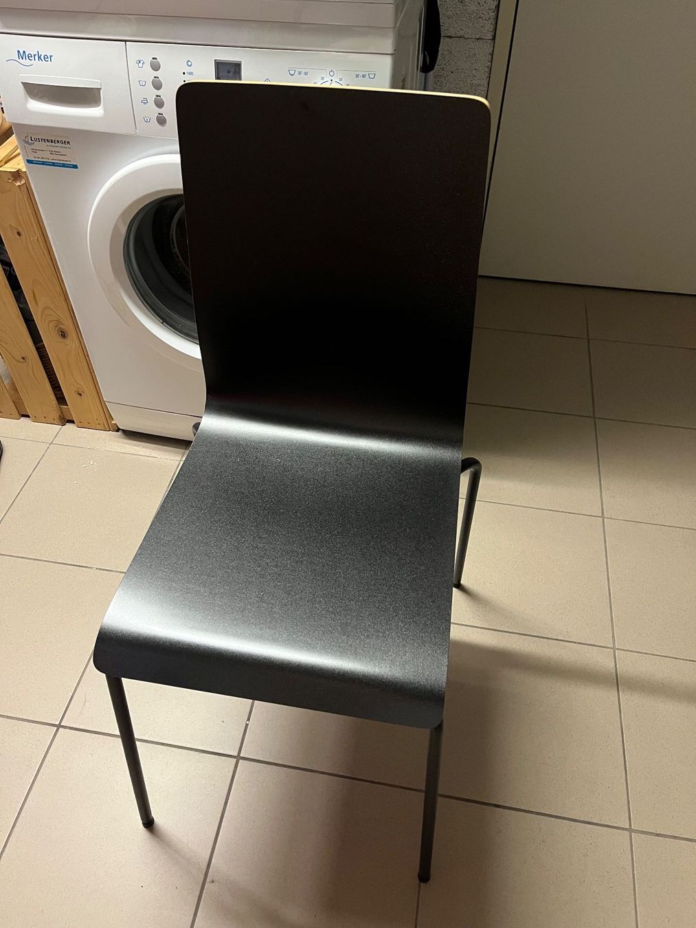 Ikea Sedie: schwarze Ikea Stühle 6Stk. – Usato da Zofingen venduto da Tanner_