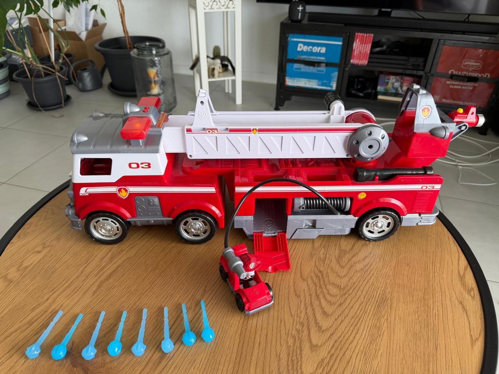 Giocattoli: Spin Master Paw Patrol Fire Truck – Usato da Meisterschwanden venduto da Dermatoemli