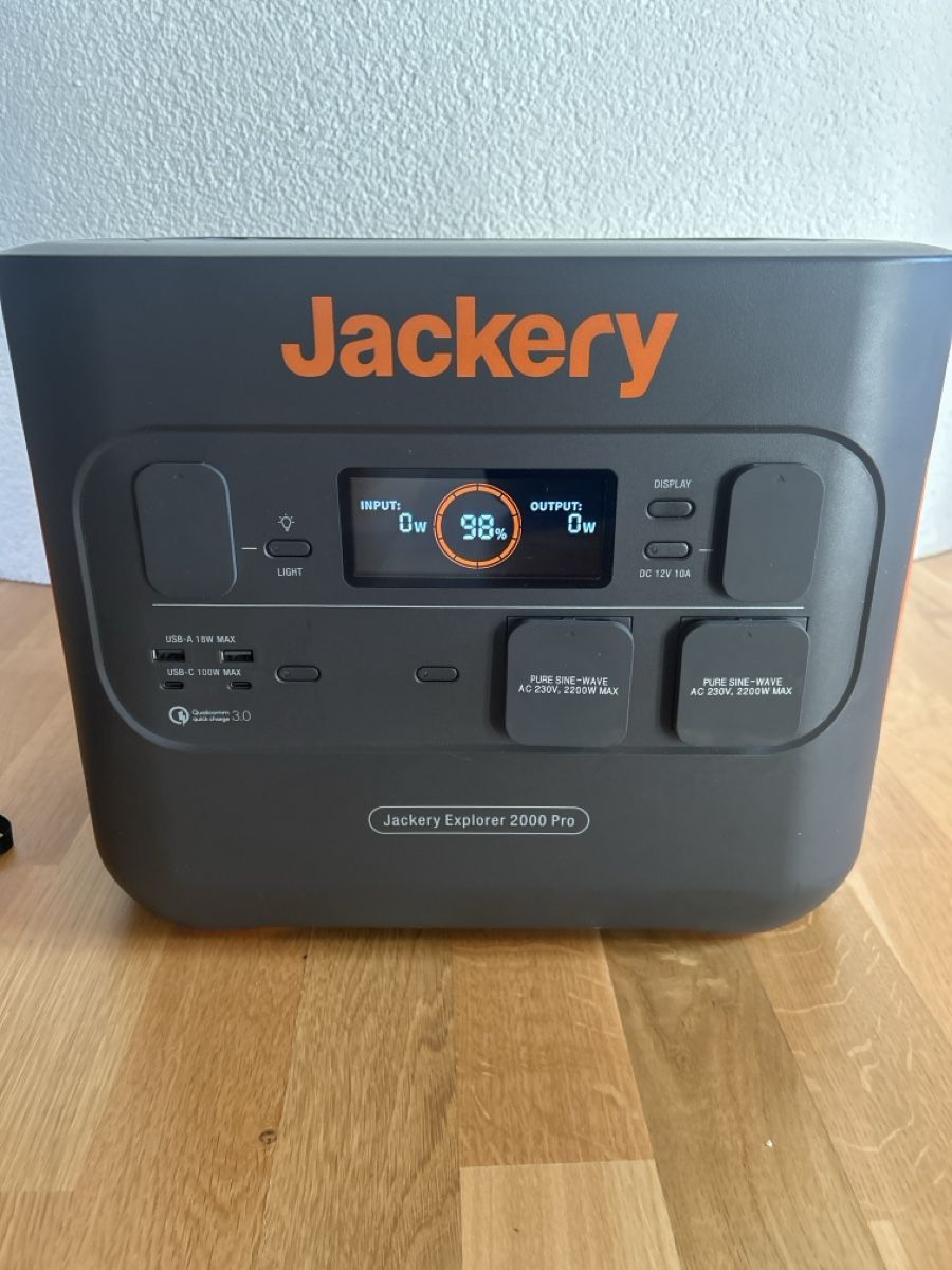 Stromgeneratoren: Jackery Explorer 2000 Pro Powerstation – Gebraucht aus Zuchwil von Limit7