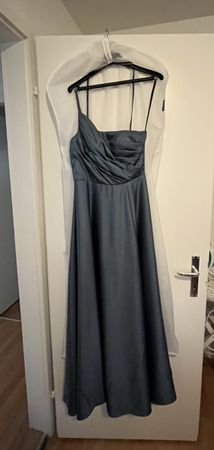 Laona Abendkleid, Gr. 36, One-Shoulder - Elegant!