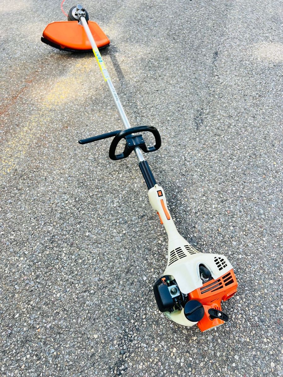 Stihl Tutti gli attrezzi: Rasentrimmer Stihl FS 55 Neu Model – Usato da Urdorf venduto da mas_5wfz 2