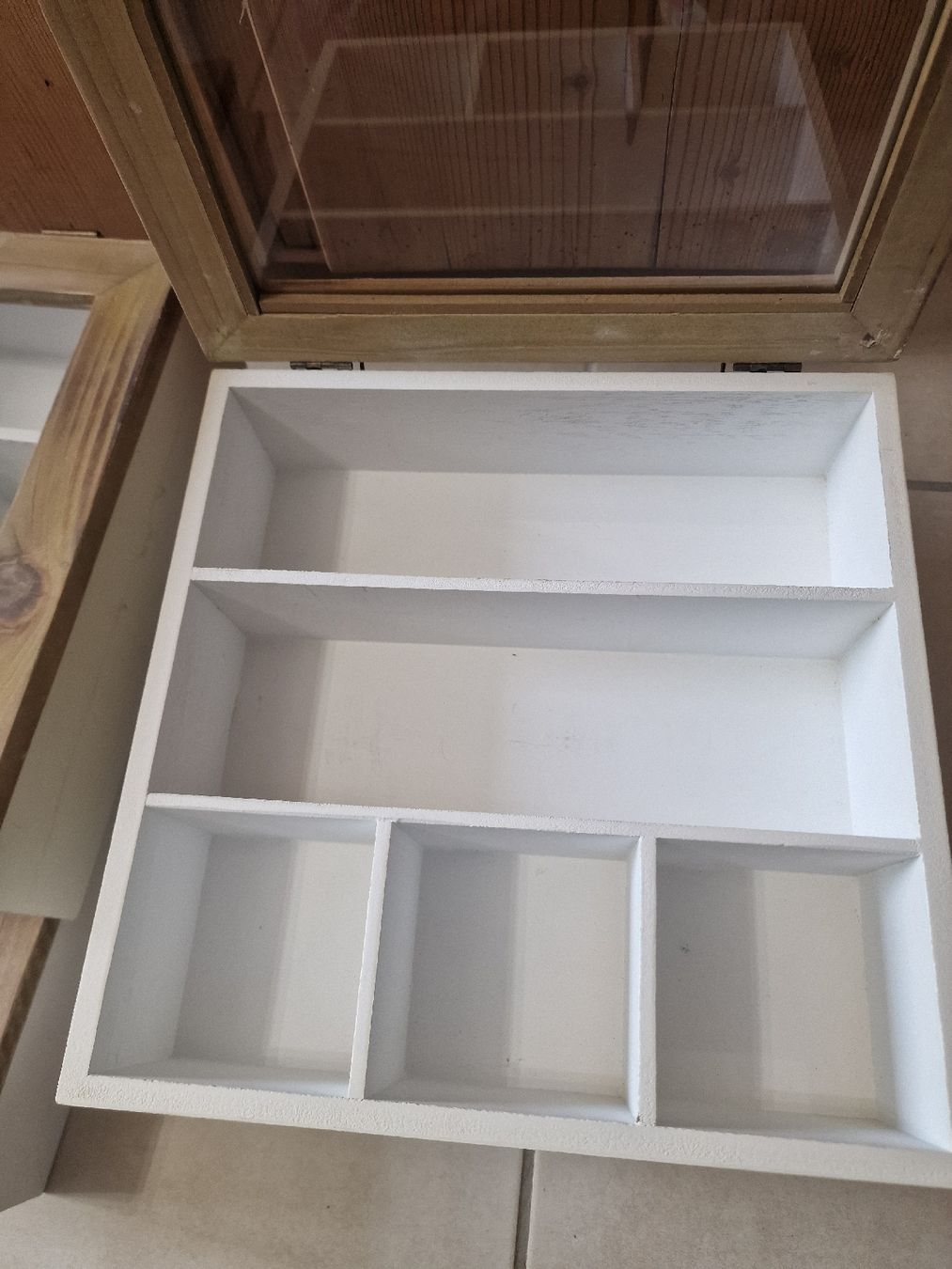Articoli in legno: 5 Holzkästchen, Teebox mit Glasdeckel und Fächern neuwertig – Usato da St. Margrethen SG venduto da Goldig 5