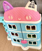 Maison de chat Gabby avec beaucoup d’accessoires
