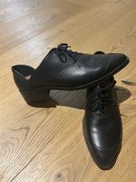 Standout classic Royal Republiq shoe