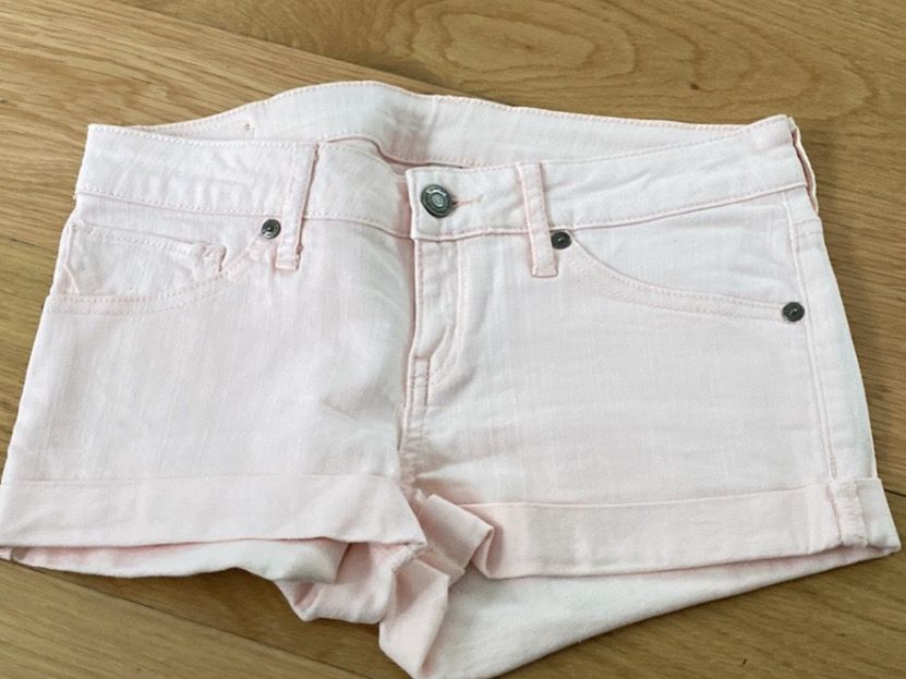 Mango Jeans: Kurze Hose – D'occasion à Zürich par sabri810