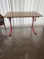 Schreibtisch gratis