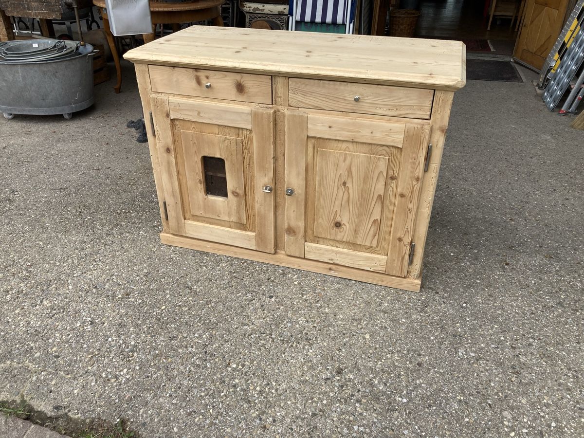 Cassettiere: Tannenholz Anrichte / Sideboard – Usato da Hagenbuch ZH venduto da bromaer 2