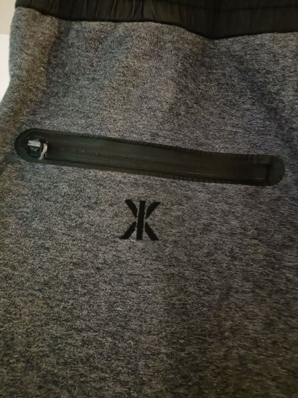 Pantaloni: Bermuda sweatshirt – Usato da Schaffhausen venduto da kab_9pzn 3