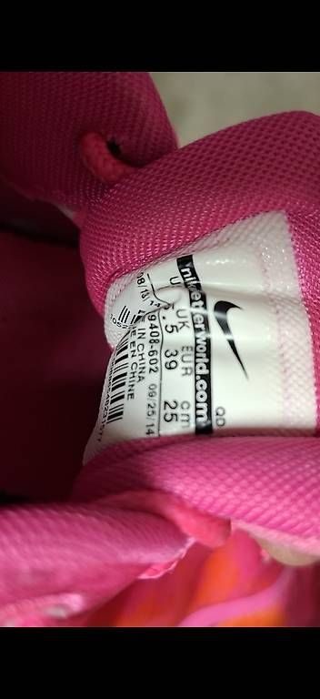 Scarpe per ragazze: Nike Turnschuhe  – Usato da Münchenstein venduto da Salvis_68 2