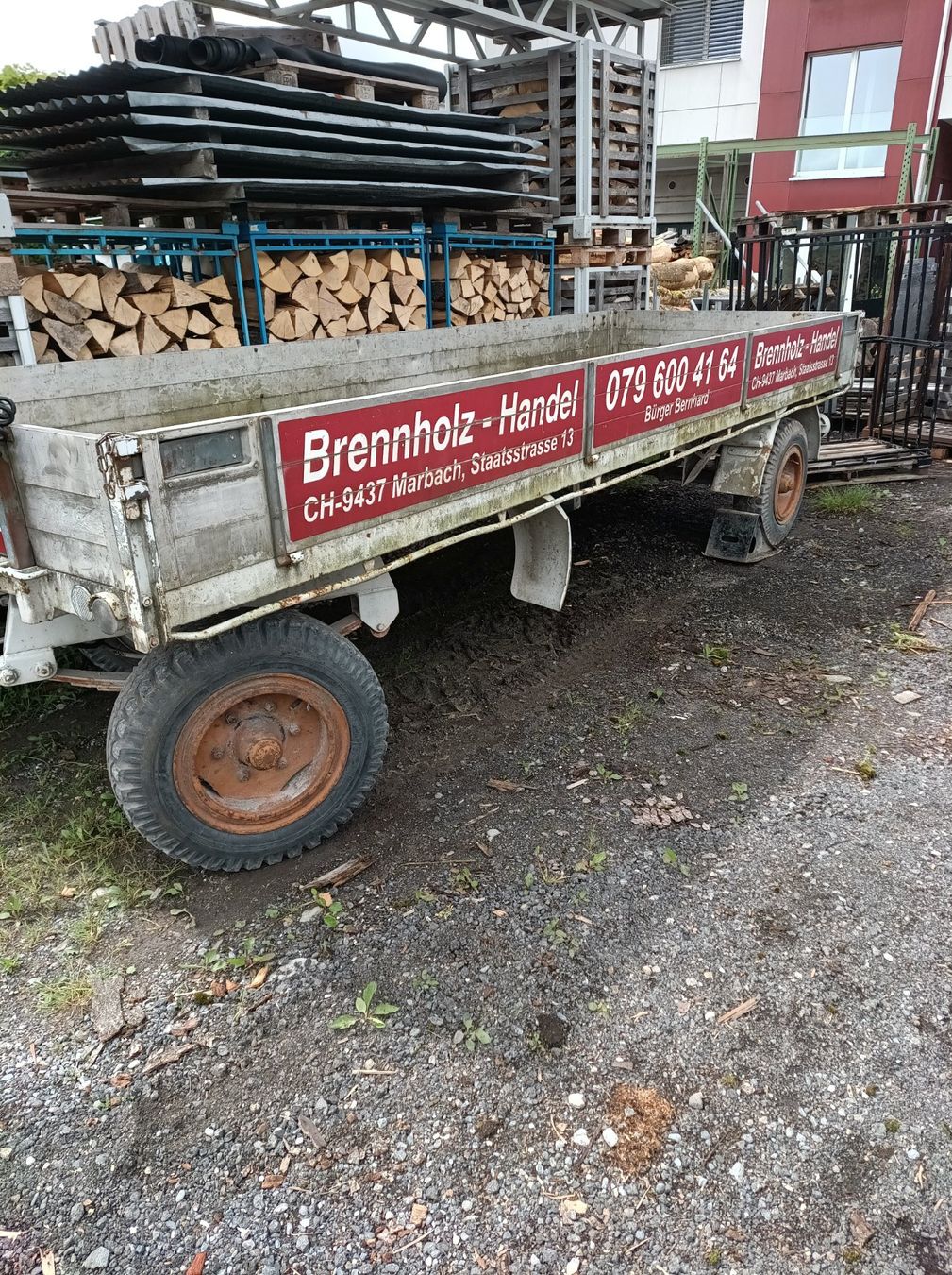 Rimorchi: Anhänger mit Hydraulischer Bremse – Usato da Rebstein venduto da BBfeuerBB 1